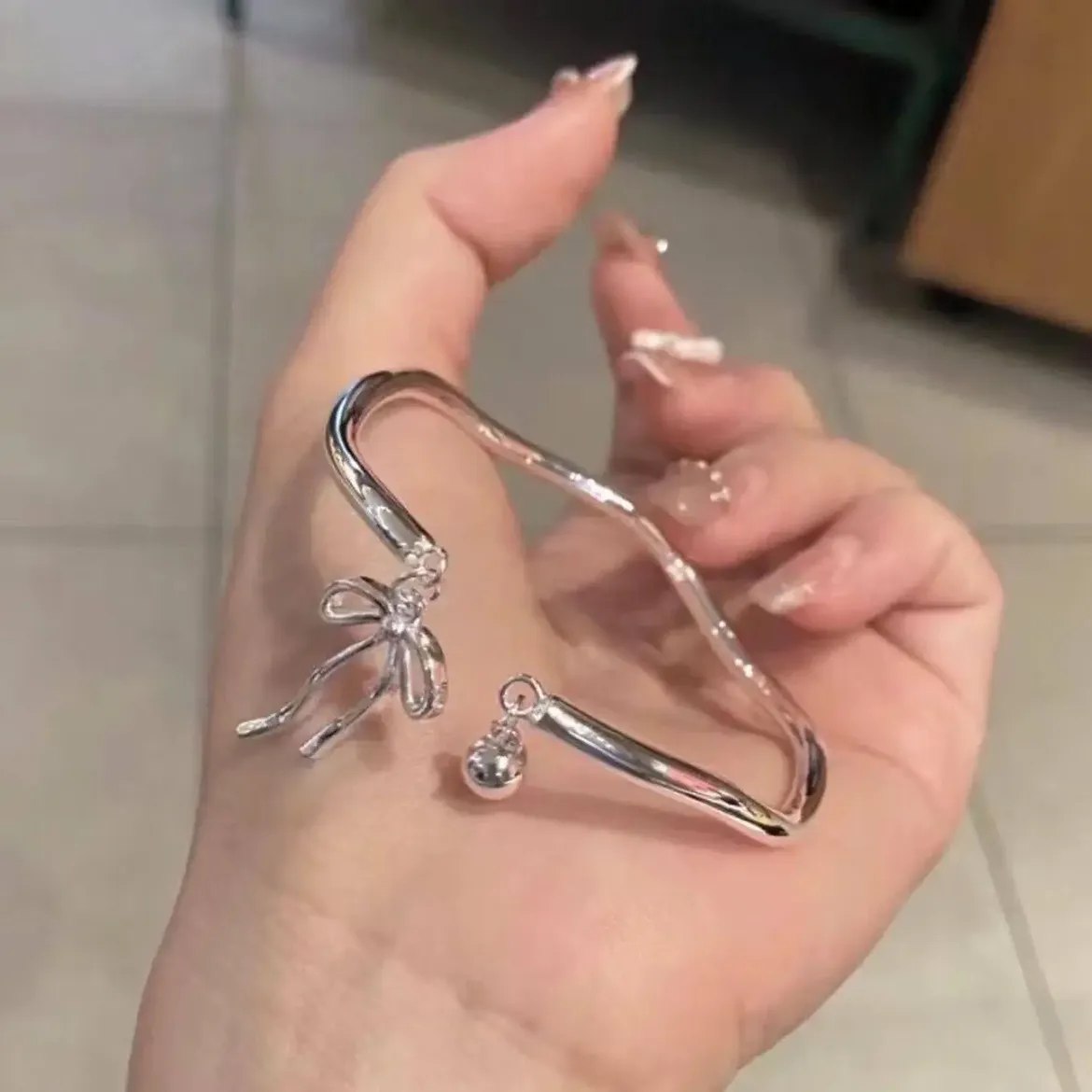 سوار الفيونكة ✨🎀