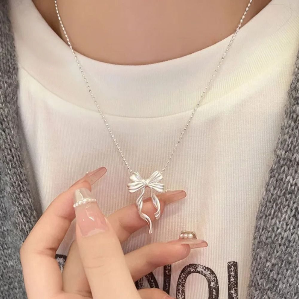 قلادة فيونكة 🎀