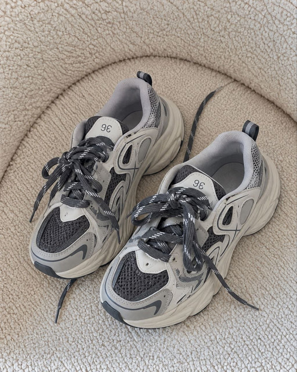 حذاء رياضي 💞