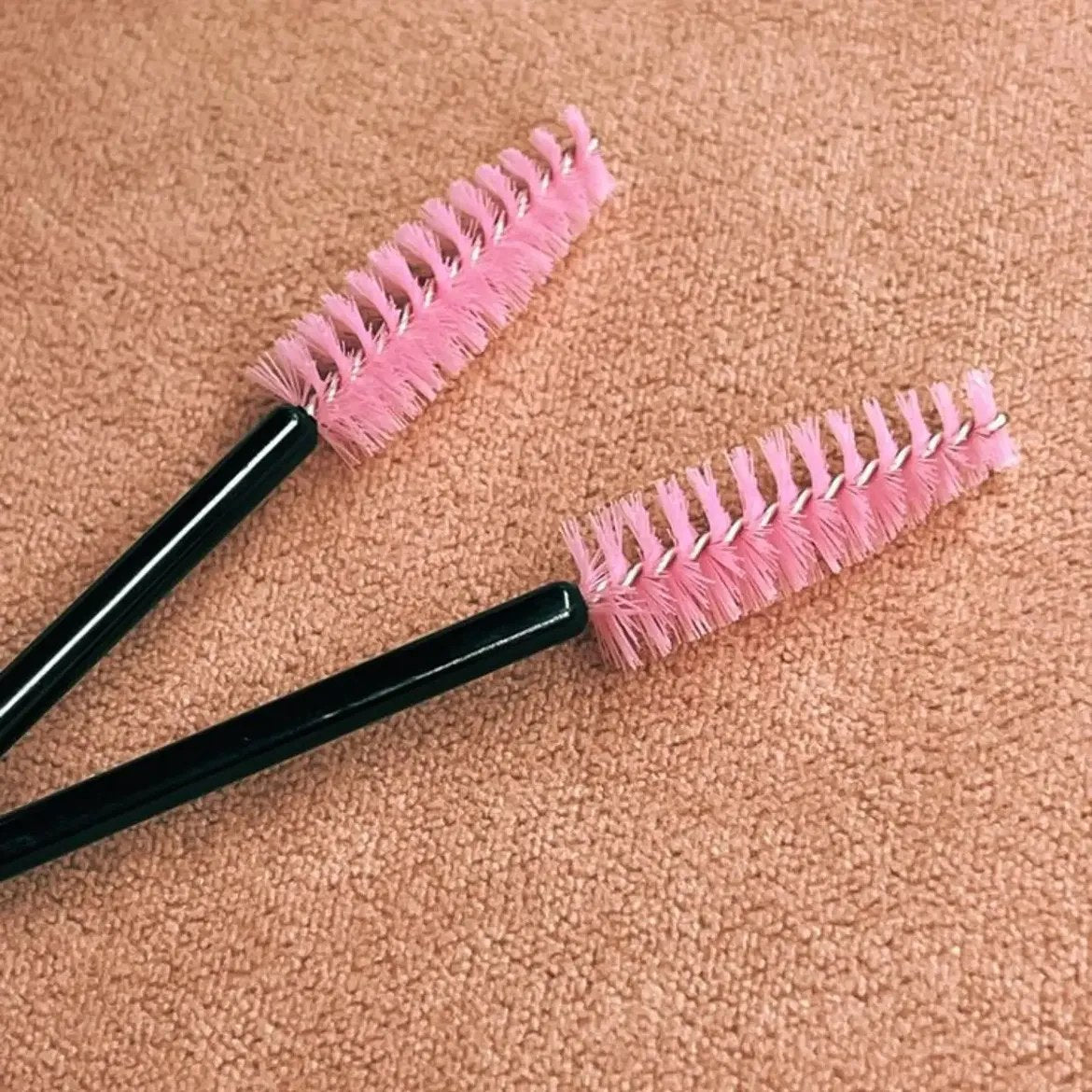 فرش للحاجب ورموش😭🎀❕