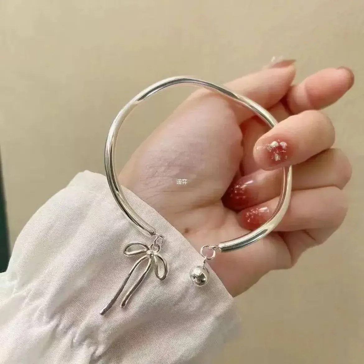 سوار الفيونكة ✨🎀